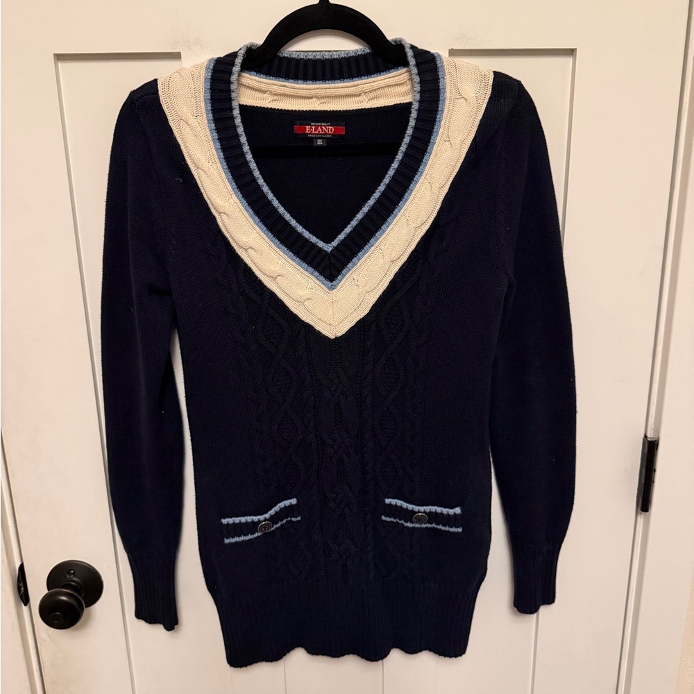 E-LAND cable-knit cricket-style V-neck sweater navy Blue white pocket buttons S